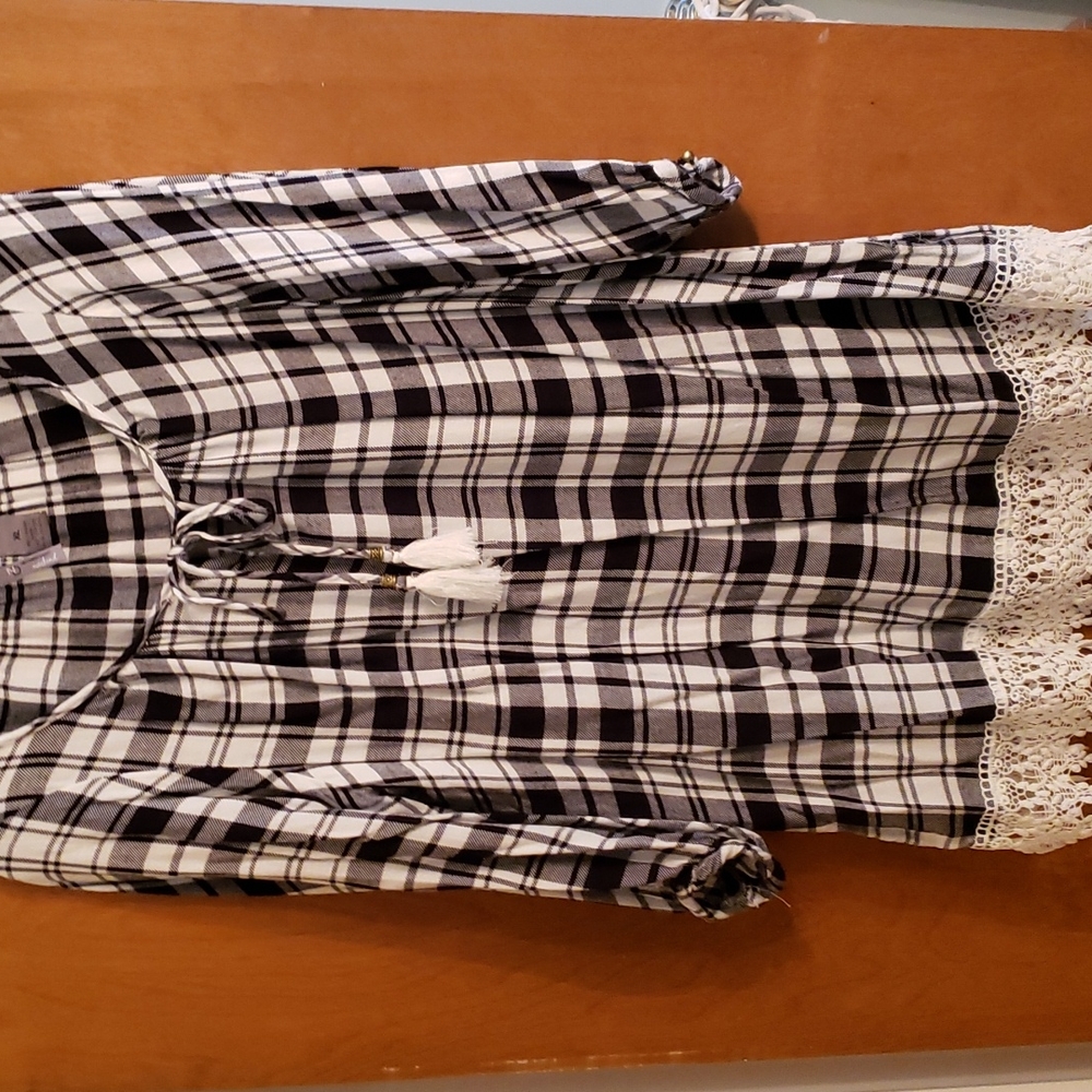 ND black and white top XL